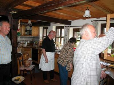 Gunter-Kurt-Uli-Peter in der Küche